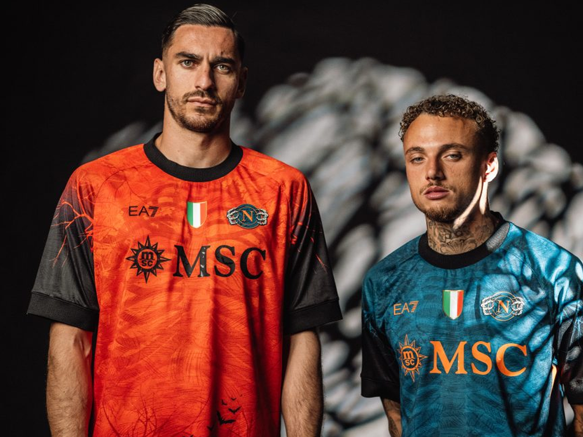 Napoli presentó camiseta alusiva a Halloween
