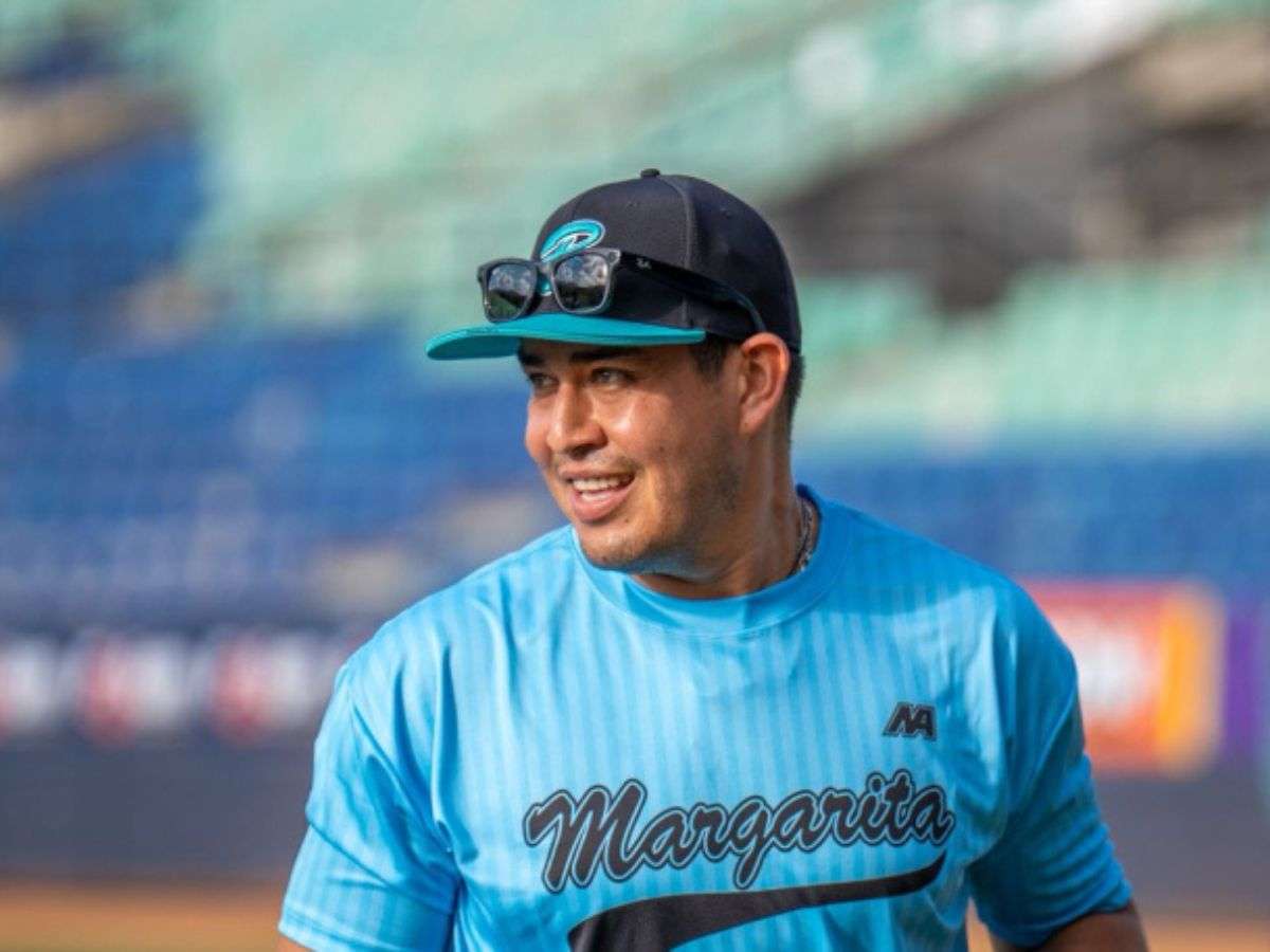 Ramón Flores: “Jugar en México ayuda mucho”