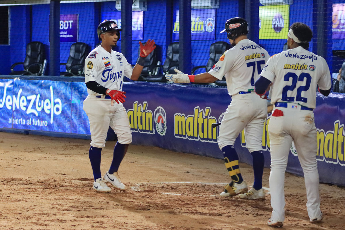 Tigres de Aragua firmes en la punta y Águilas del Zulia le dan soberana paliza a Tiburones