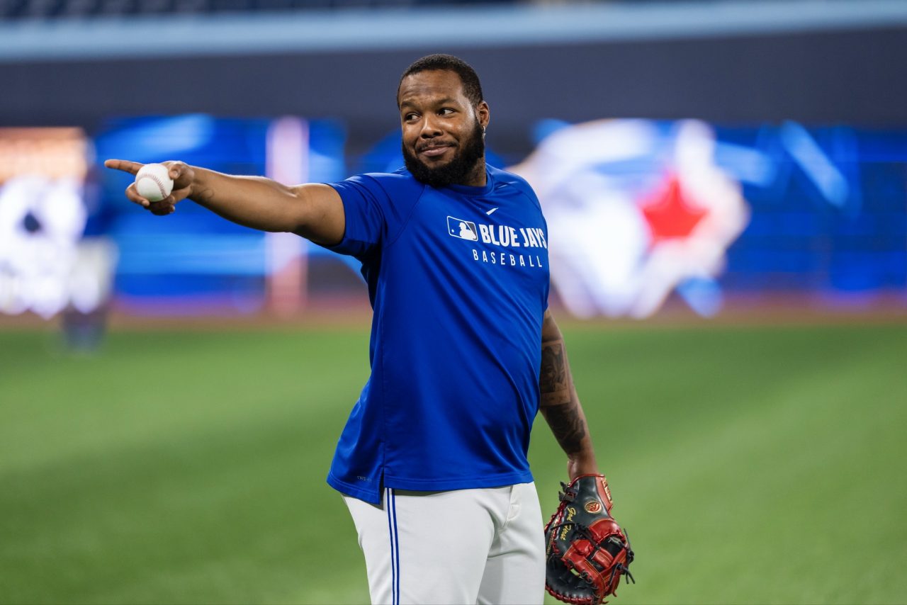 Los Azulejos de Toronto derrotan a Seattle y van hoy por el bonito
