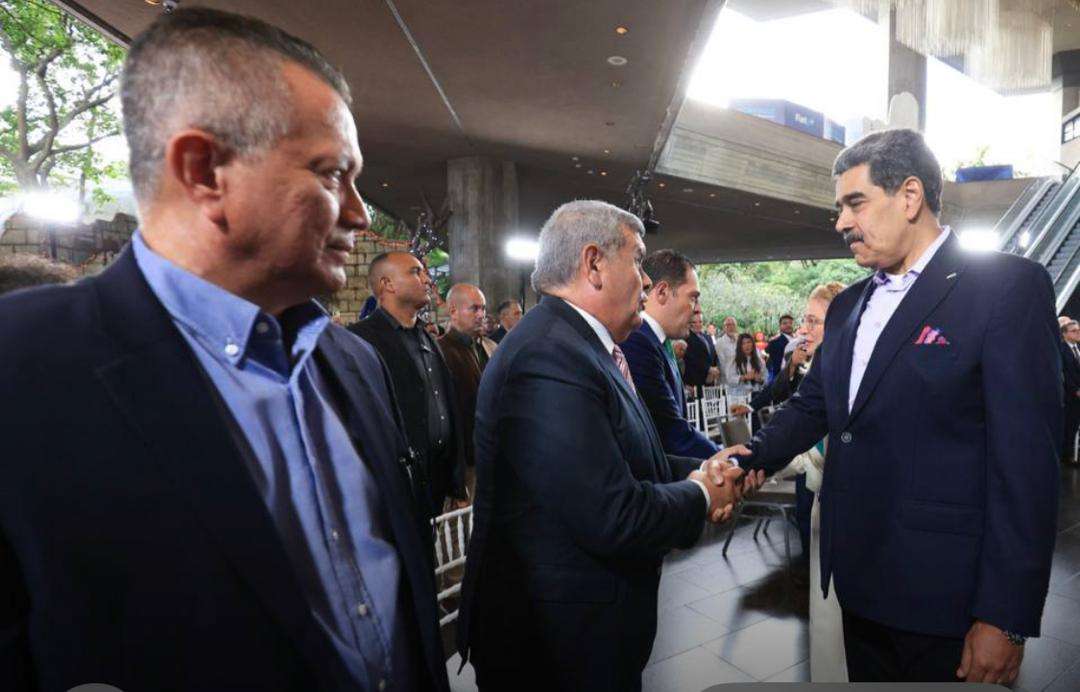 Maduro participa en la reunión del Consejo Nacional por la Soberanía y la Paz