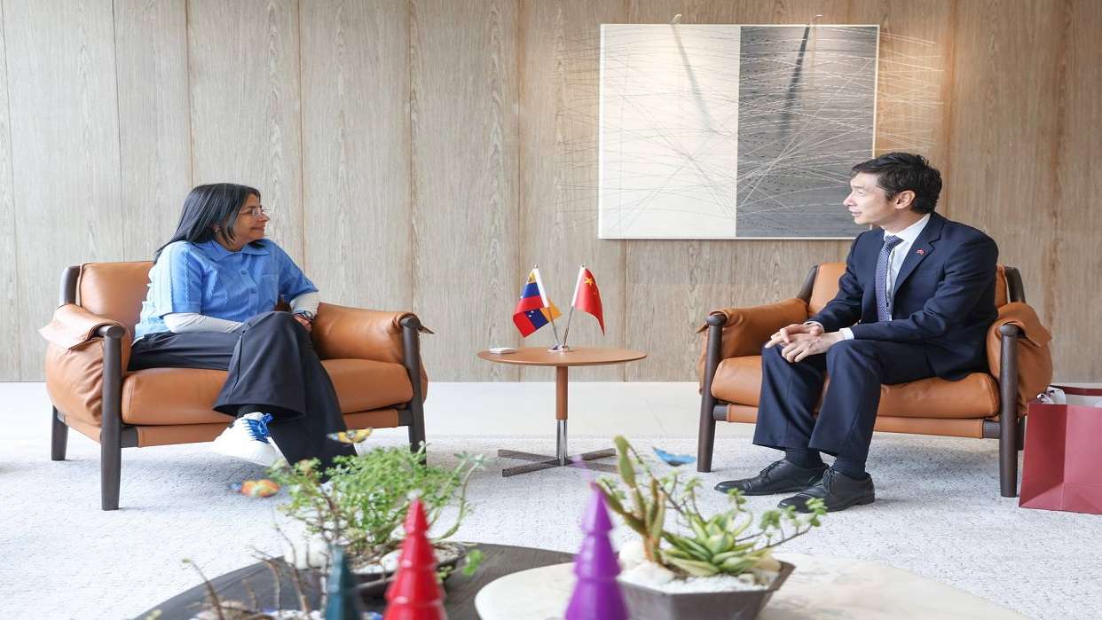 Venezuela y China revisaron puntos de la Asociación Estratégica