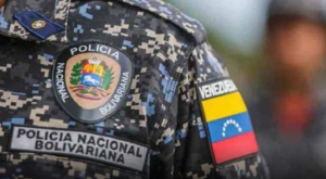 Detuvieron a dos policías denunciados por robo