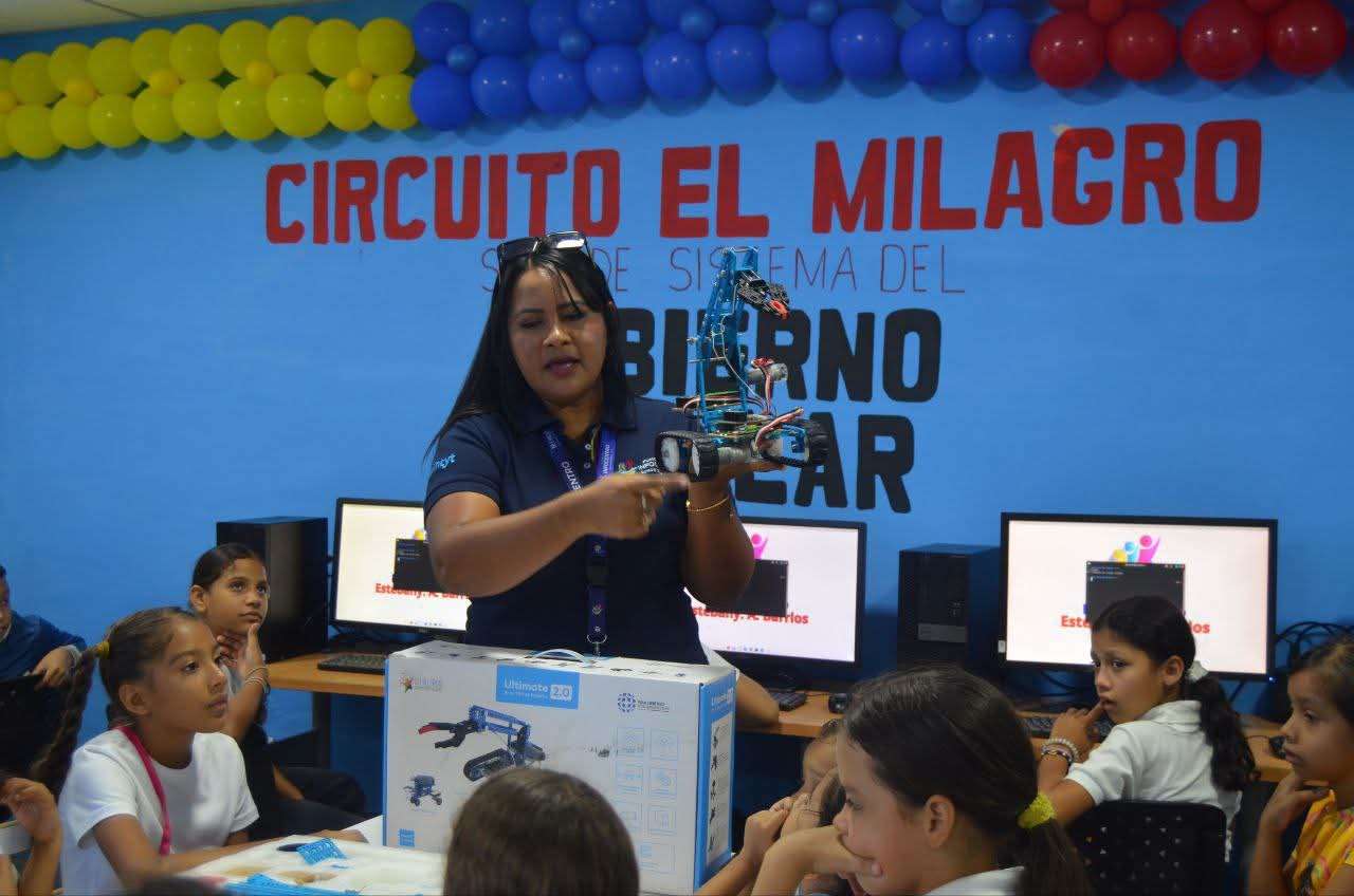 Inaugurado Infocentro Estebany Barrios en Guárico