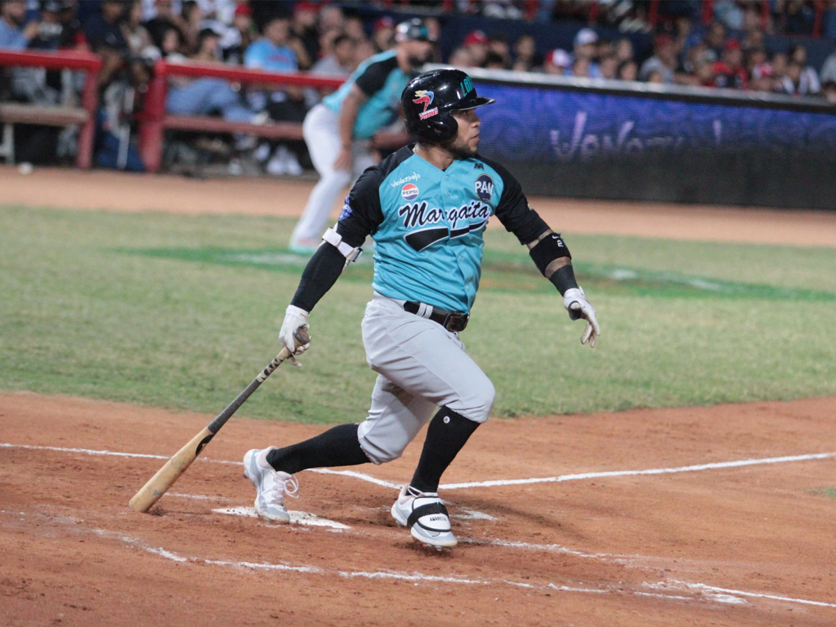 Bravos venció a Cardenales en el regreso de Henry Blanco
