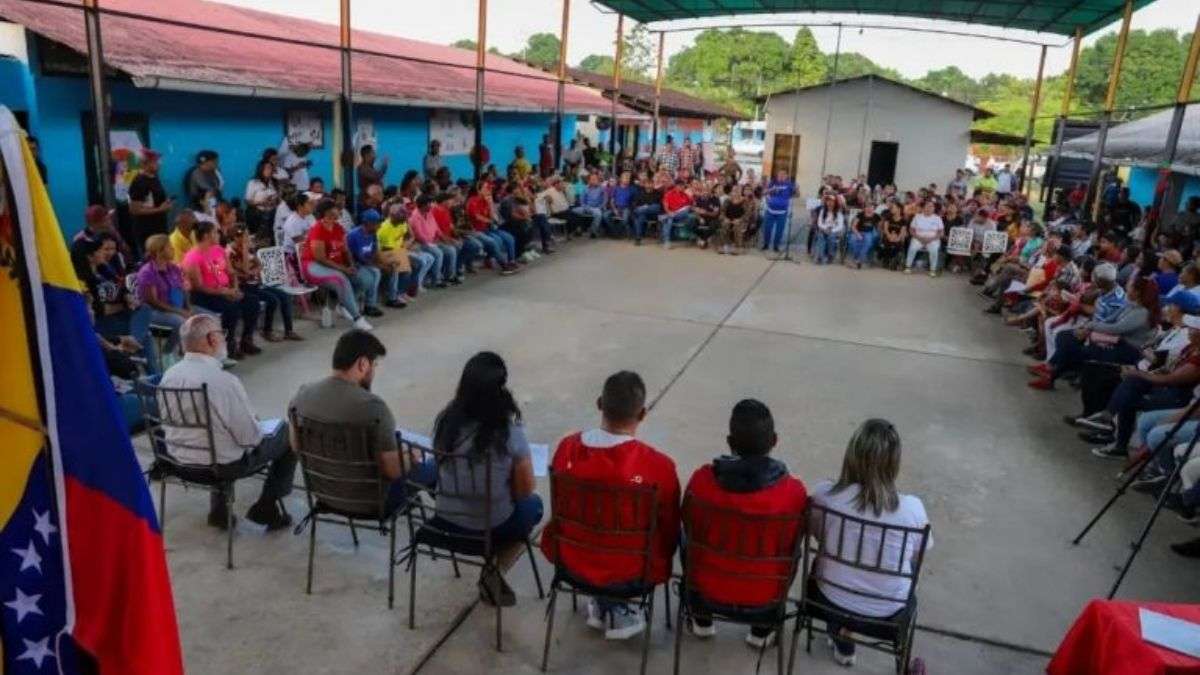Comunidades siguen fortaleciendo el poder popular con participación de los CBBI