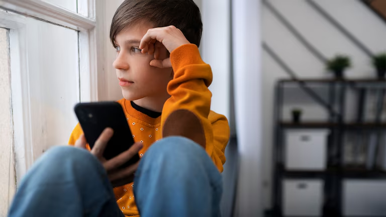 qué dicen los expertos sobre las agresiones anónimas y virales