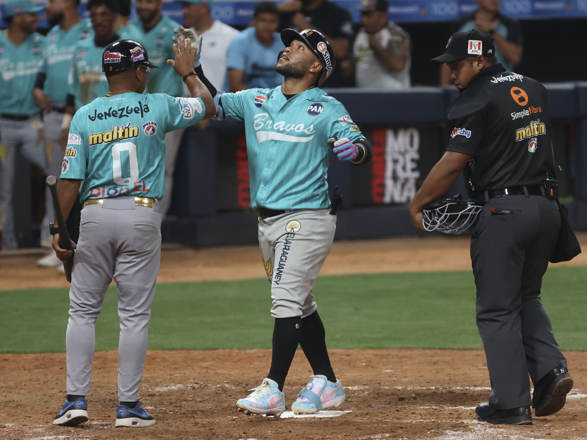 Alexi Amarista llegó a 50 jonrones en la LVBP