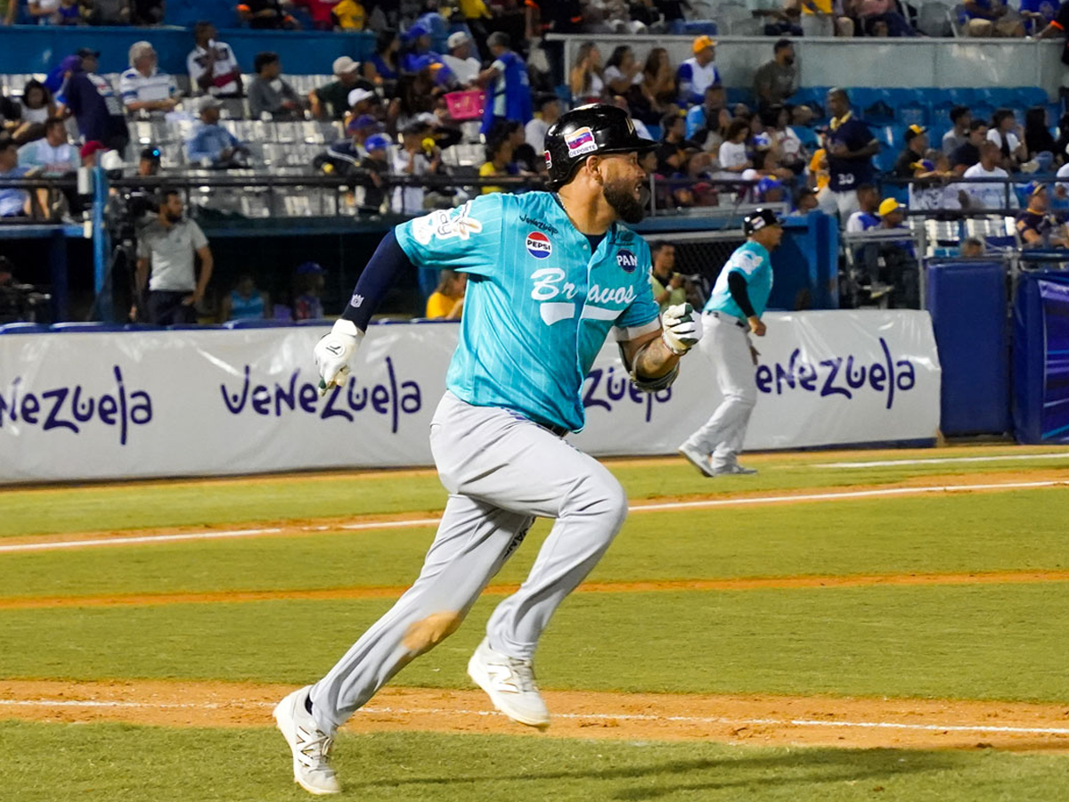Bravos dominó sin problemas a la nave