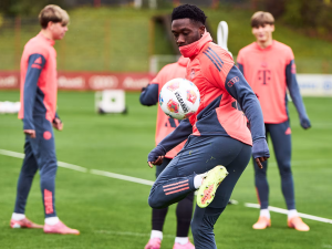 Bayern Munich define el futuro de Alphonso Davies