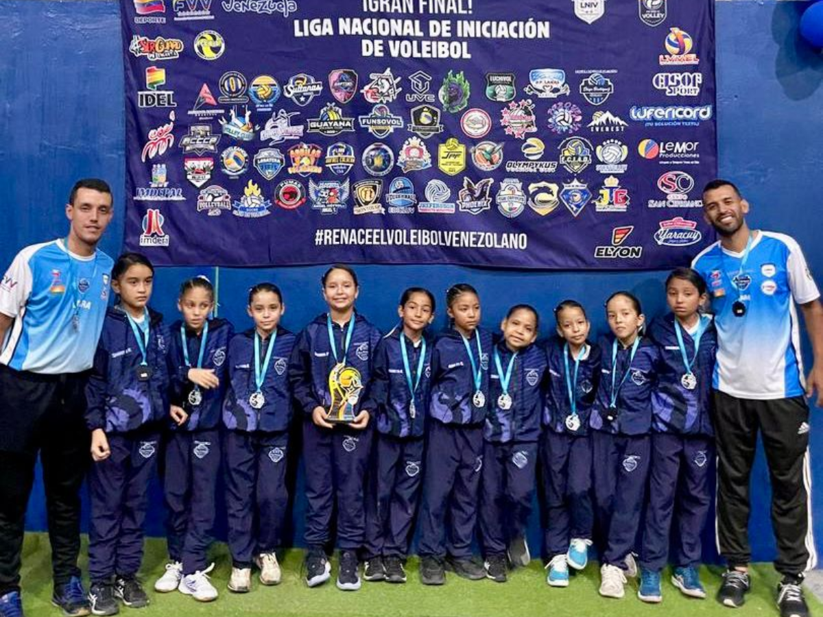 Culmina con éxito la Liga Nacional de Iniciación de Voleibol Femenina en Barquisimeto