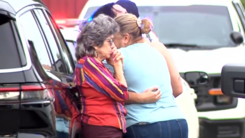 Asesinó a tiros a su esposa luego se quitó la vida y dejó gravemente herida a una mujer