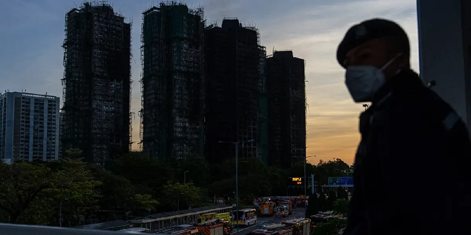 Ascienden a 128 los muertos por el devastador incendio en Hong Kong