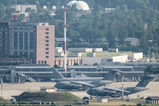 Bases militares gringas enfrentan interrupciones por cierre del gobierno