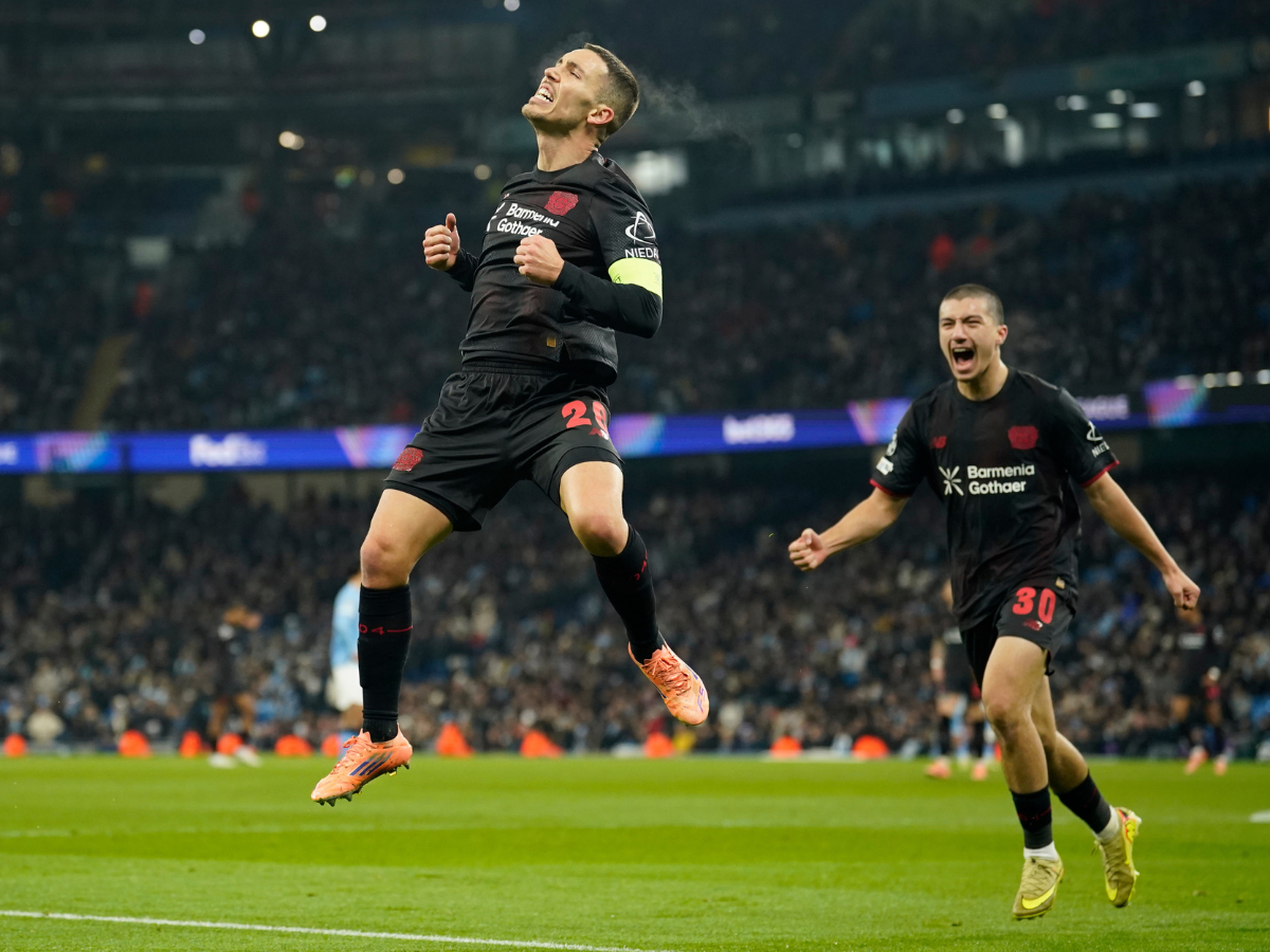 Leverkusen da la sorpresa y da duro golpe al City