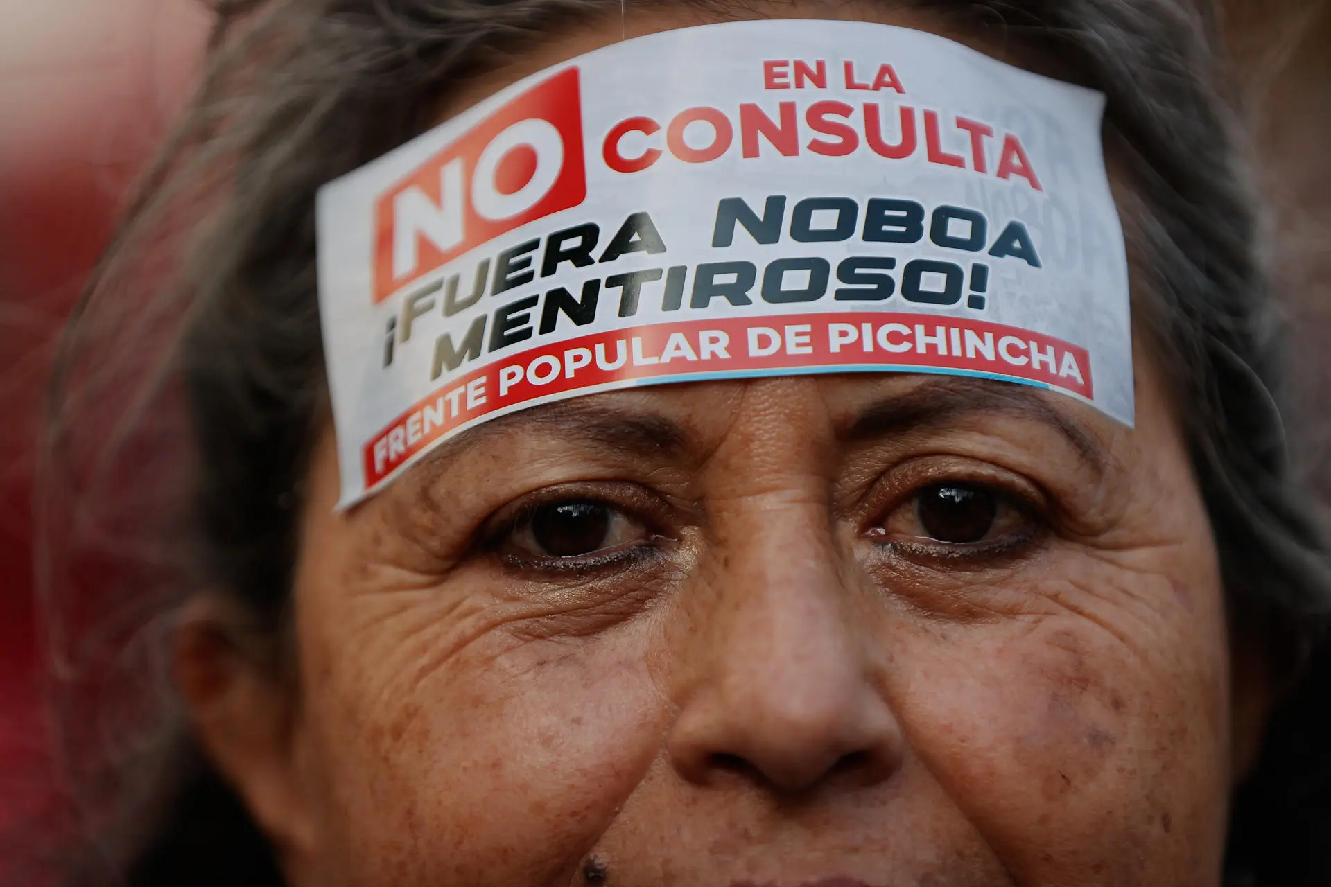 Ecuador: el "No" se impone en referéndum convocado por Noboa