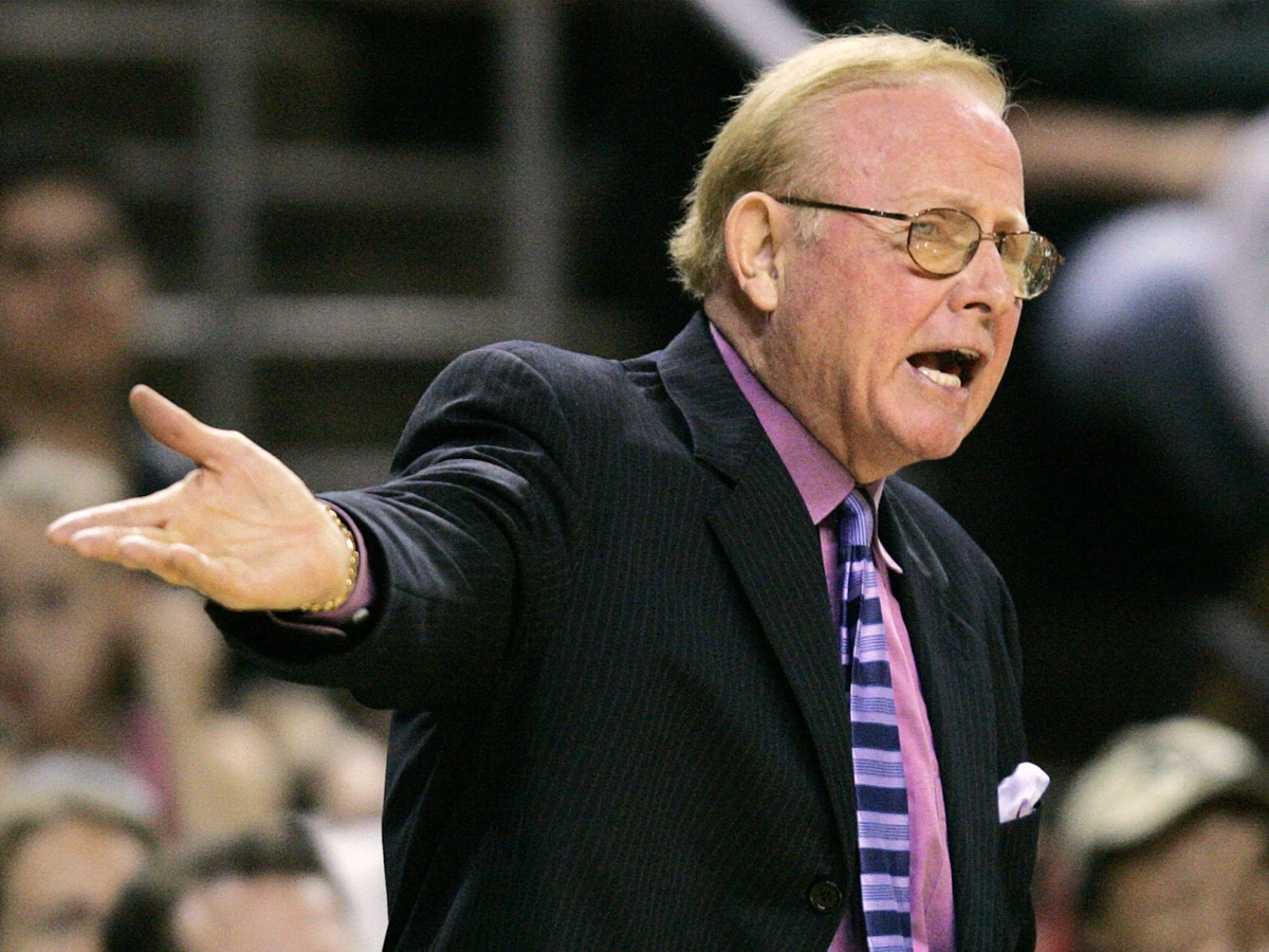 Exentrenador de la NBA y WNBA fallece a los 87 años