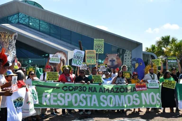 Cumbre de los Pueblos reúne a indígenas brasileños en paralelo a la COP30