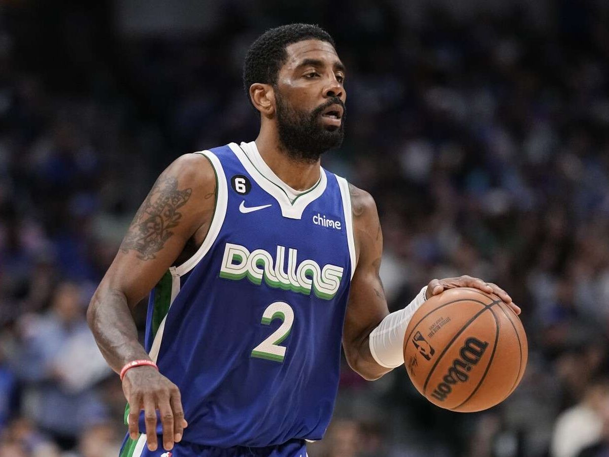 Kyrie Irving pone en duda su regreso con Mavericks