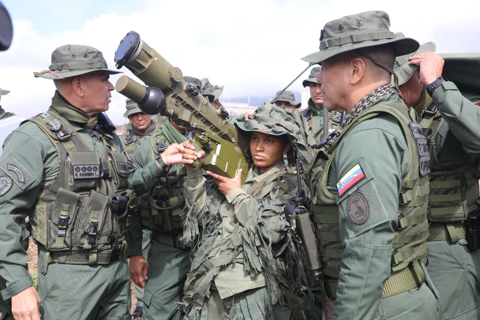 Comandos de Defensa Integral - Últimas Noticias