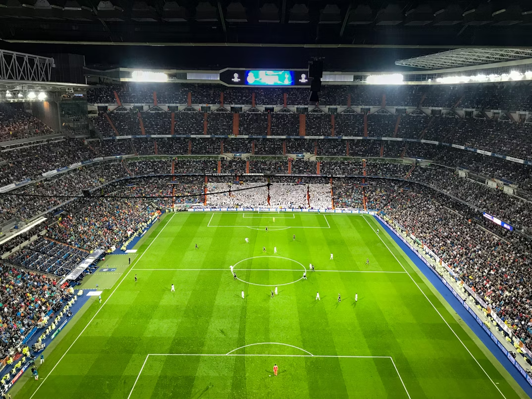 ¿Debe Valverde seguir de lateral derecho en el Real Madrid?