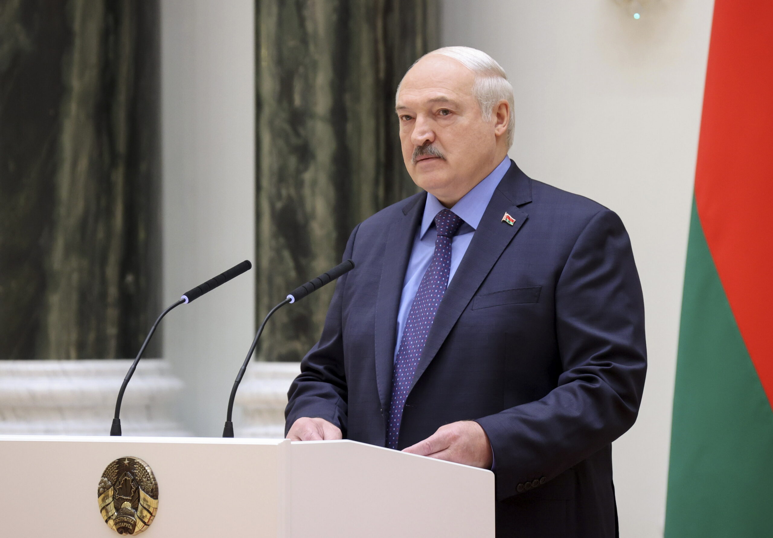 Lukashenko reforzará nexos con Venezuela