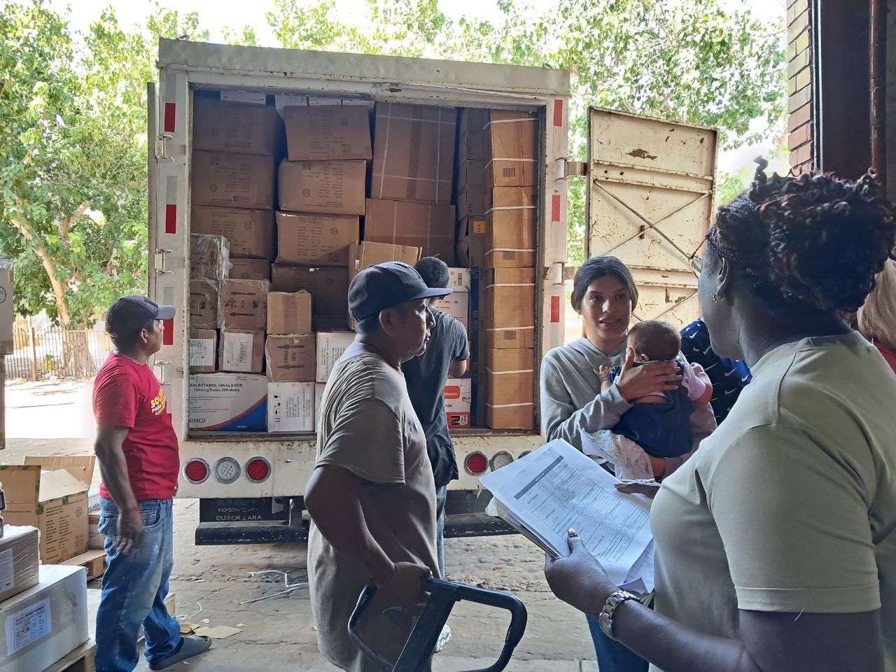 Insumos médicos y medicamentos reciben 82 centros de salud del Zulia