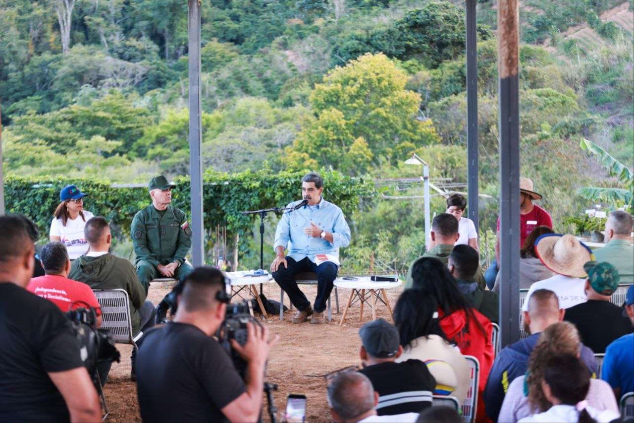 Maduro destaca trabajo de la Fanb contra el narcotráfico