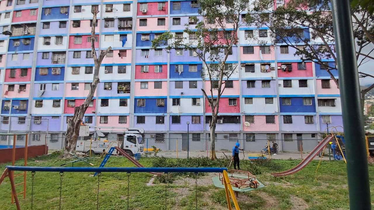 Comuna del 23 prioriza necesidades de su gente