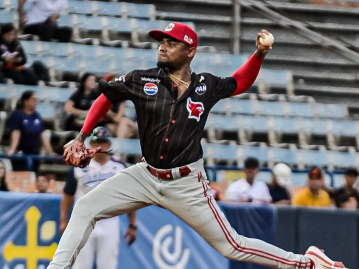 Cardenales cazó a las Águilas en aplastante desenlace