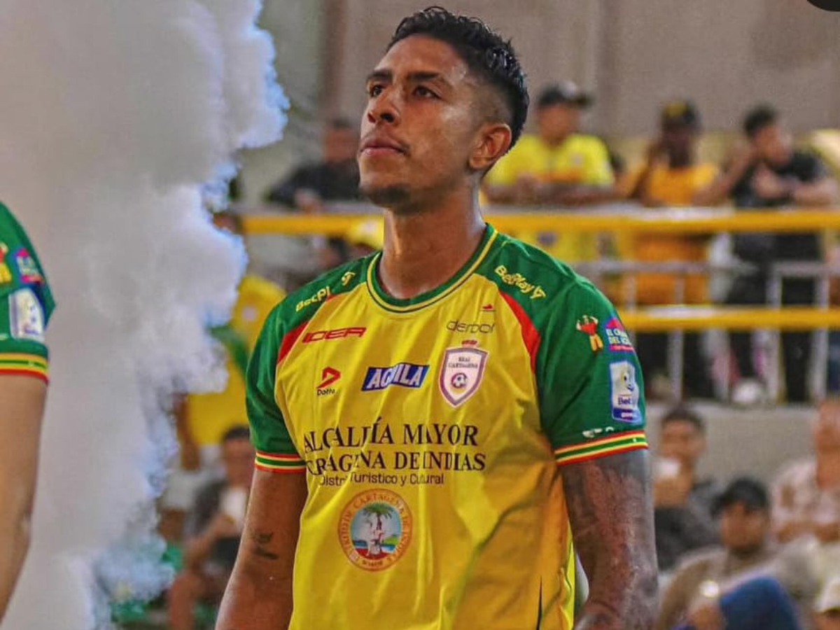 Aurinegro refuerza su defensa con Adrian Montañez
