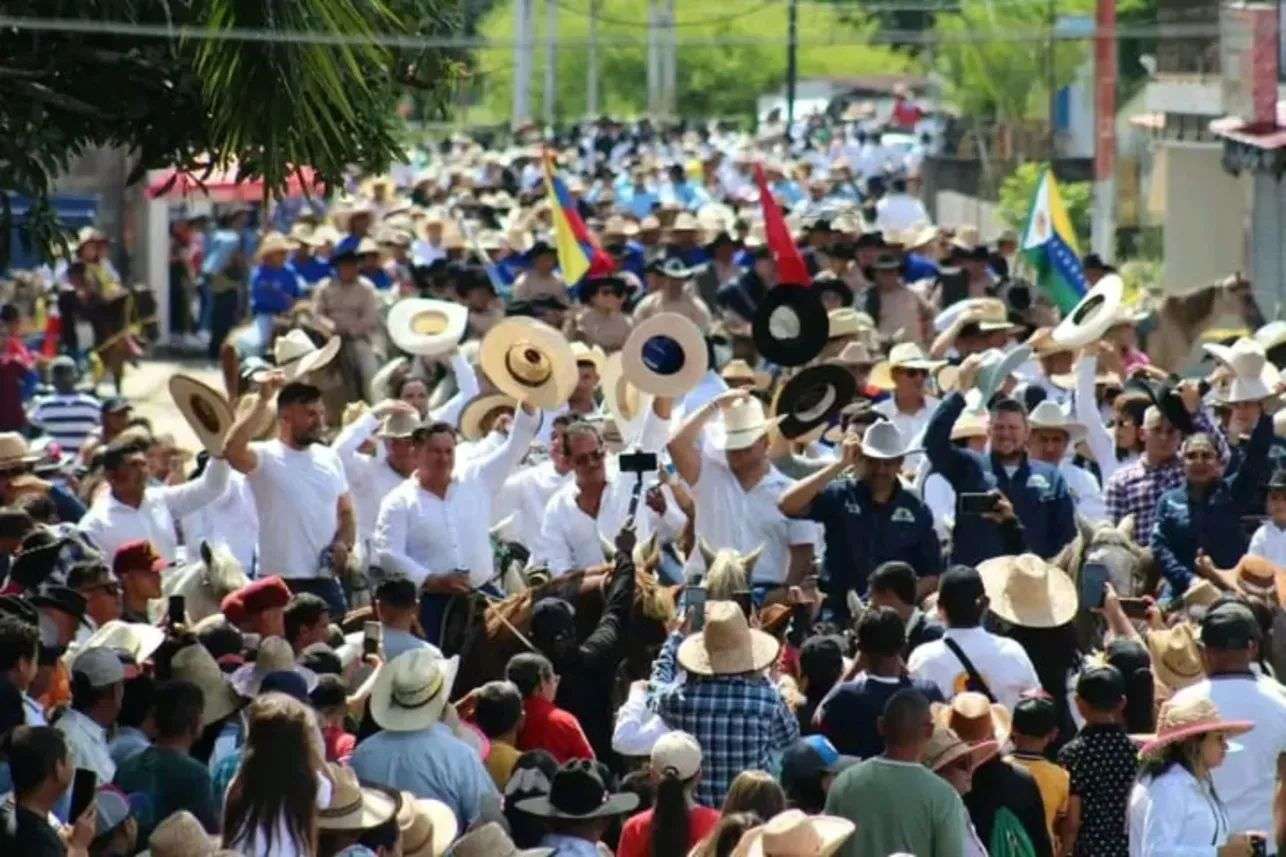Gran Cabalgata de la Llaneridad desbordó Guasdualito