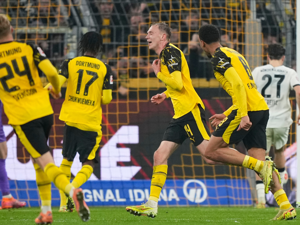 Borussia Dortmund con victoria sube al segundo puesto
