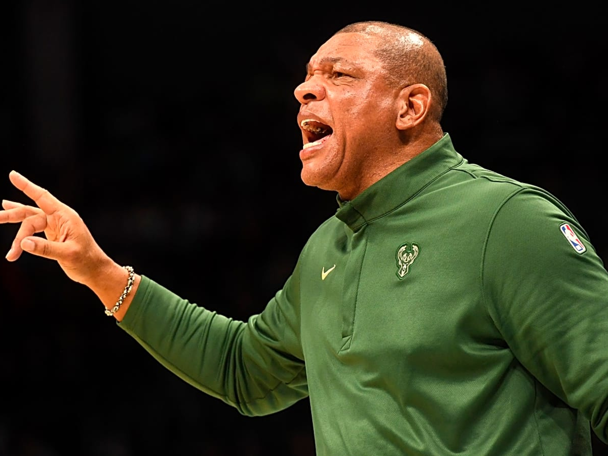 Doc Rivers es el sexto entrenador con más victorias en la NBA