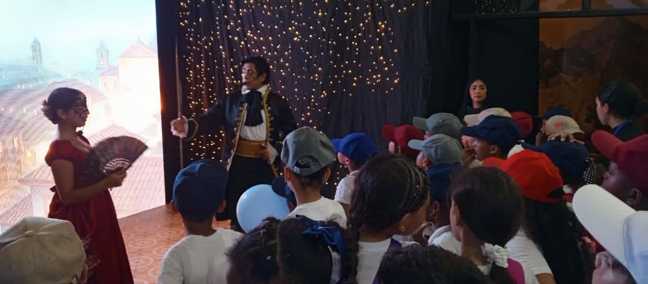 Tecnología inmersiva recrea historia de Bolívar en la Expo Simón La Guaira