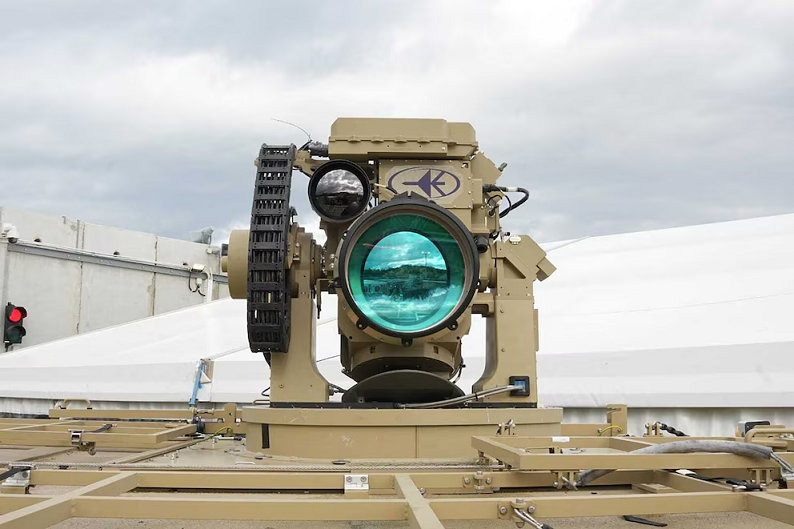 Israel presentó 'Rayo de Hierro', el primer escudo láser operativo capaz de interceptar misiles y drones