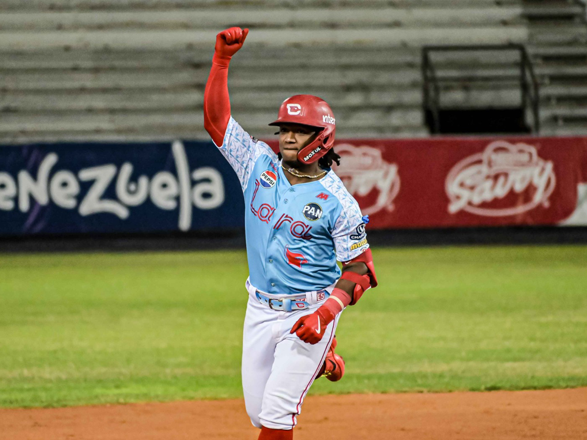 Luisangel Acuña hizo historia en la LVBP