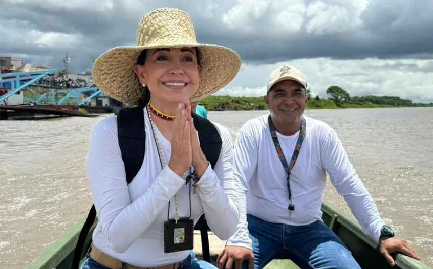 María Corina Machado salió de Venezuela en barco con destino a Curazao