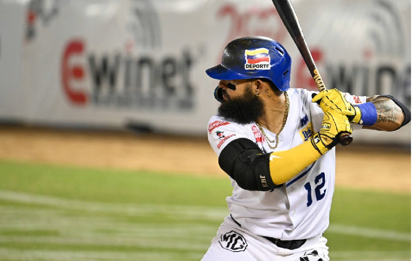 Navegantes de Magallanes acortan la distancia y los Leones del Caracas quedan heridos