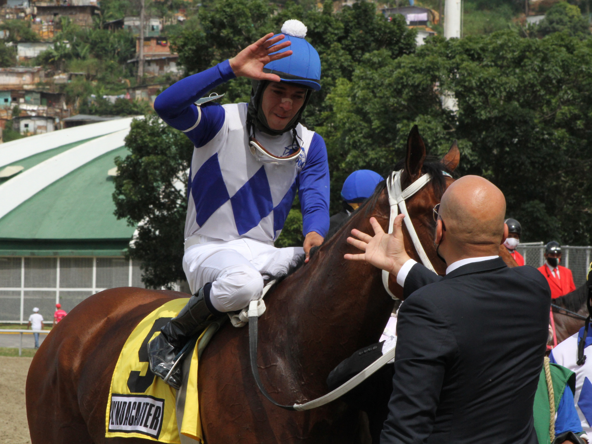 La Primavera sólido en la punta