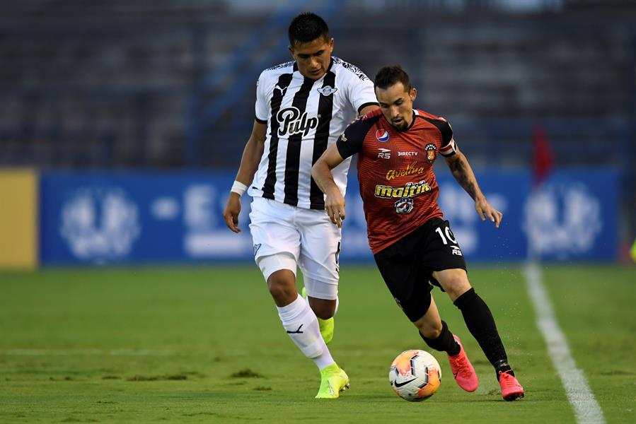 Robert Hernández tendrá su segundo ciclo en el Caracas FC