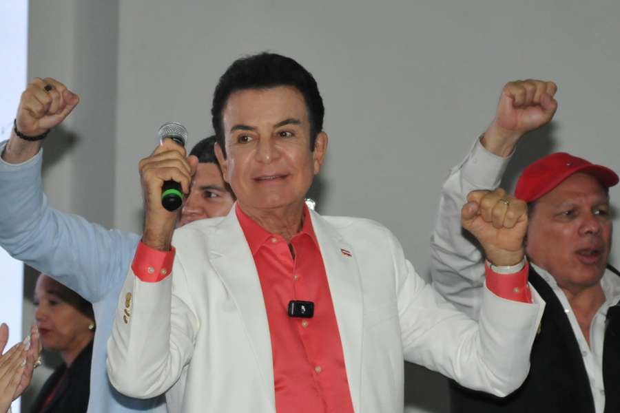 Nasralla aventaja a Asfura en conteo de elecciones presidenciales de Honduras