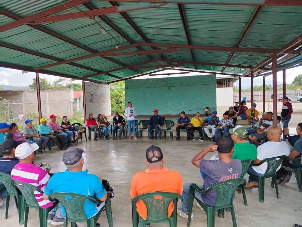 Productores debatieron sobre unidad de riego más antigua del país