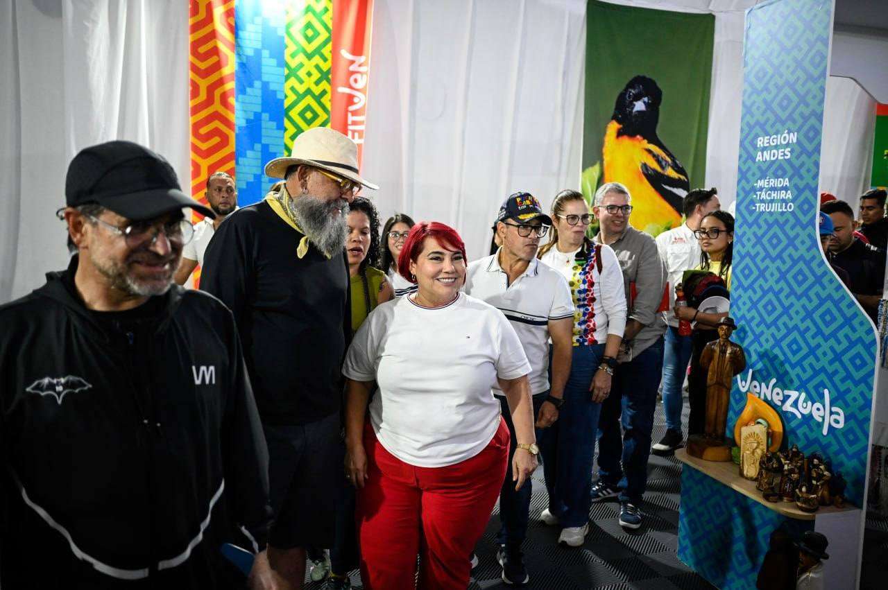 Venezuela promueve intercambio comercial para fortalecer el turismo