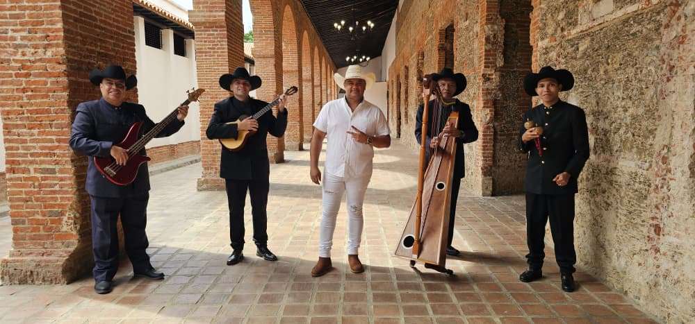 La canción "Los piratas del Caribe" reafirma el compromiso antiimperialista de Yolman Tenepe