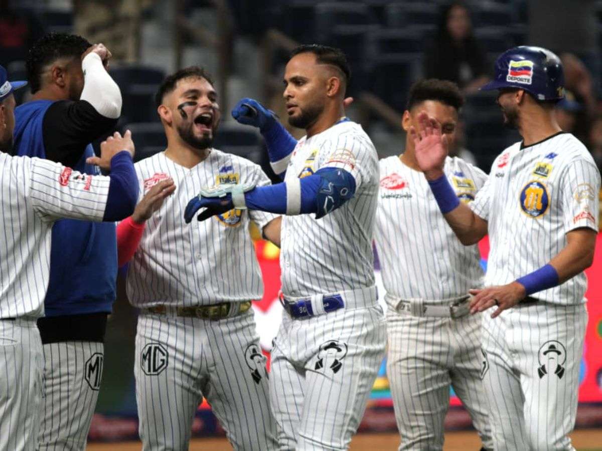 Magallanes triunfó en su localía Monumental