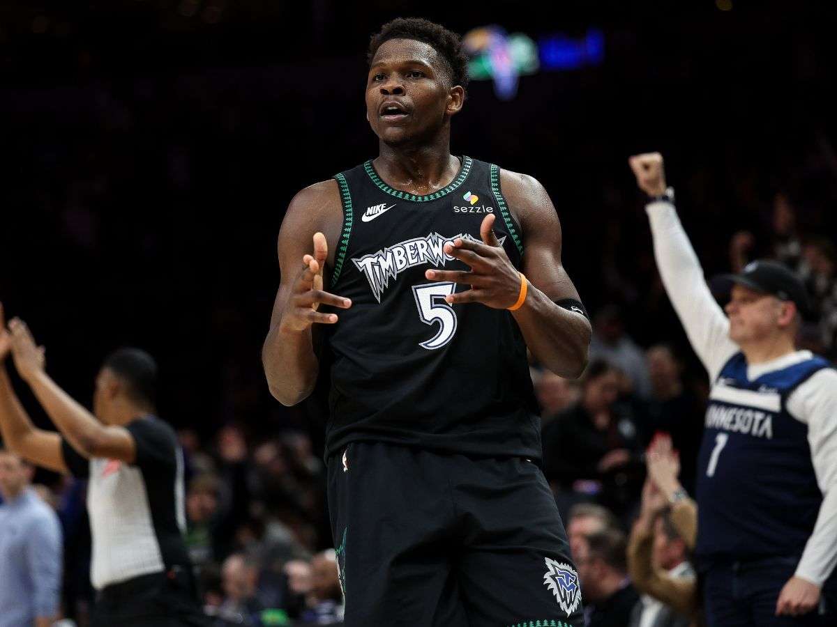 Timberwolves encestan 22 triples y vencen a Thunder
