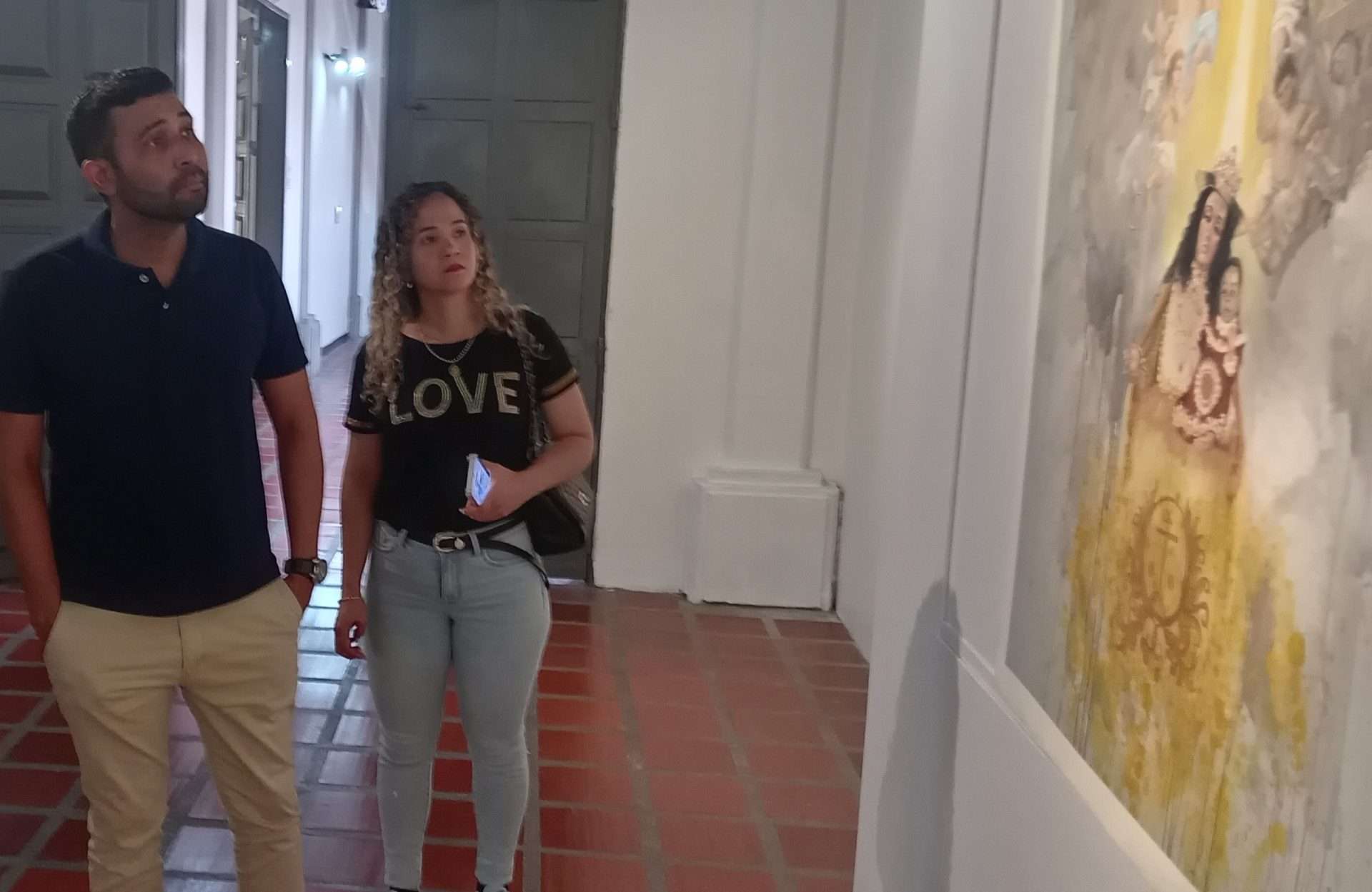 “Pinceladas de devoción sagrada” en honor a la patrona de los larenses