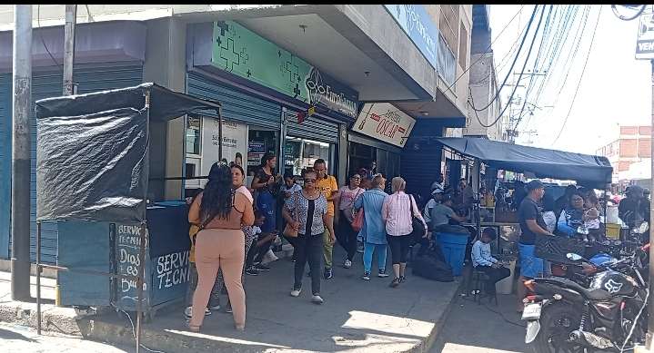Actividad comercial en Sucre vuelve progresivamente a la normalidad