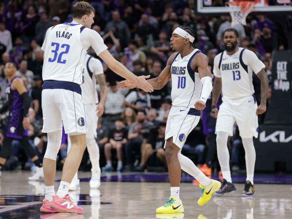 Mavericks logran ajustada victoria ante Kings